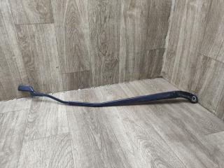 щеткодержатель (поводок стеклоочистителя, дворник) Lada Vesta 1 поколение 2020, 1.6 л., бензин, МКПП, универсал, 8450030855