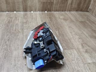 замок двери передней правой Volkswagen Golf 6 поколение 2010, 1.6 л., CAYC, дизель, МКПП, универсал