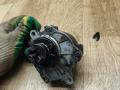 насос вакуумный Mercedes-Benz Vito W638 2000, 2.2 л., OM 611.980, дизель, МКПП, микроавтобус, 6112300165 - фото №5