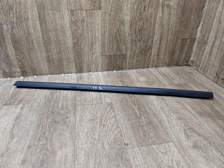 Уплотнитель стекла Lada Vesta 1 поколение 2019, 1.6 л., бензин, МКПП, седан, 8450007854