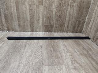 Уплотнитель стекла Lada Vesta 1 поколение 2019, 1.6 л., бензин, МКПП, седан, 8450007726