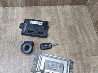 Иммобилайзер Lada Vesta 1 поколение 2019, 1.6 л., бензин, МКПП, седан, 285916556R