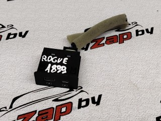 разъем AUX / USB Nissan Rogue T33 2022, 2.5 л., бензин, АКПП, белый, передний привод, 253316UA0