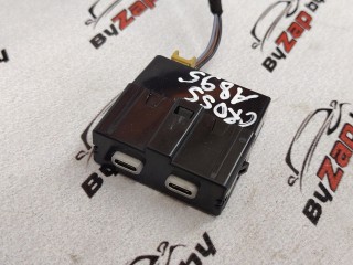 разъем AUX / USB Volkswagen Atlas Cross Sport 1 поколение 2021, 3.6 л., бензин, АКПП, белый, внедорожник 5 дв., полный привод, 3G5.035.954.A