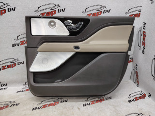 обшивка двери передняя правая Lincoln Aviator 2 поколение 2020, 3.0 л., бензин, АКПП, белый, внедорожник 5 дв., полный привод