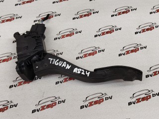 педаль Volkswagen Tiguan Allspace 1 поколение [рестайлинг] 2023, 2.0 л., бензин, АКПП, синий, внедорожник 5 дв., полный привод, 5QN.723.503