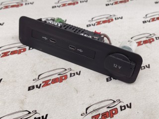 разъем AUX / USB Volkswagen Atlas Cross Sport 1 поколение 2021, 3.6 л., бензин, АКПП, белый, внедорожник 5 дв., полный привод, 5NA035736