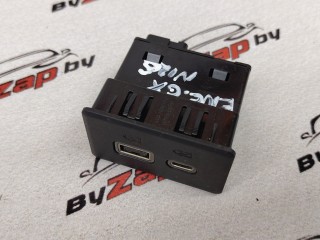 разъем AUX / USB Buick Encore GX 1 поколение 2022, 1.3 л., бензин, АКПП, красный, внедорожник 5 дв., полный привод, 13525891
