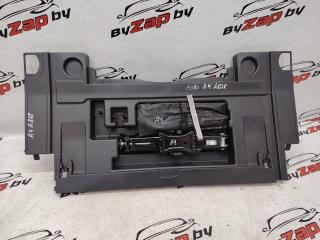 домкрат Audi A4 B9 2019, 2.0 л., бензин, АКПП, серый, седан, полный привод, 8W0.011.031