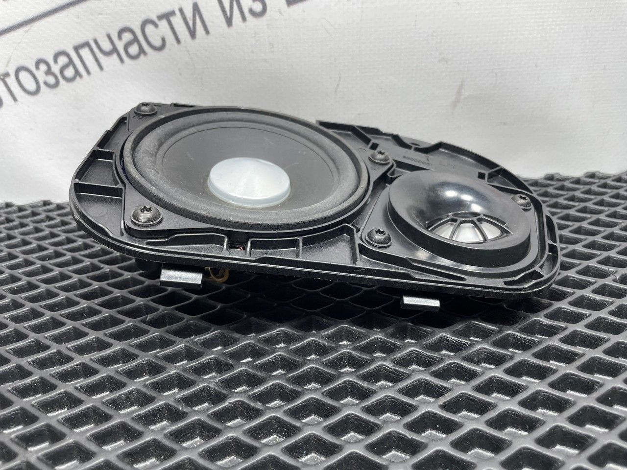 динамик двери BMW 5 серия F07/F10/F11 F11 2010, 3.0 л., N57 D30 A, дизель, АКПП, универсал, 65139368386 - фото №1