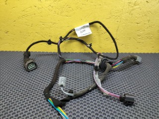 проводка Volvo V70 2 поколение 2002, 2.4 л., B 5244 T3, бензин, МКПП, универсал, 8645683