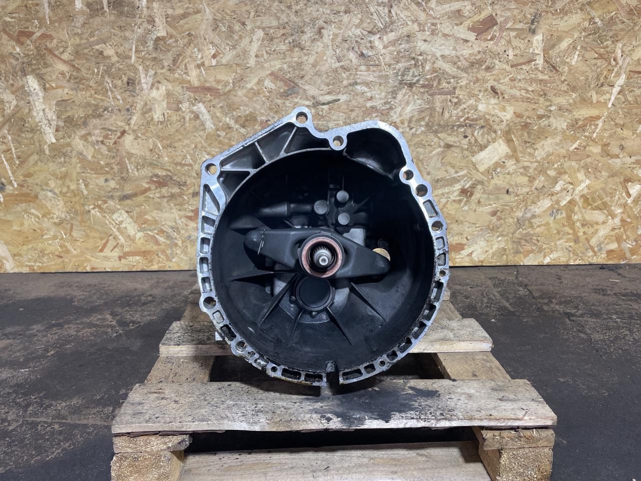 КПП механическая (МКПП) BMW 3 серия E90/E91/E92/E93 2006, 2.0 л., N46 B20 B, бензин, МКПП, седан, 2170017896 - фото №1