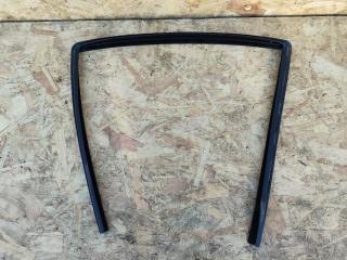 Уплотнитель стекла Mercedes-Benz E-Класс W211/S211 2004, 2.7 л., OM 647.961, дизель, МКПП, седан