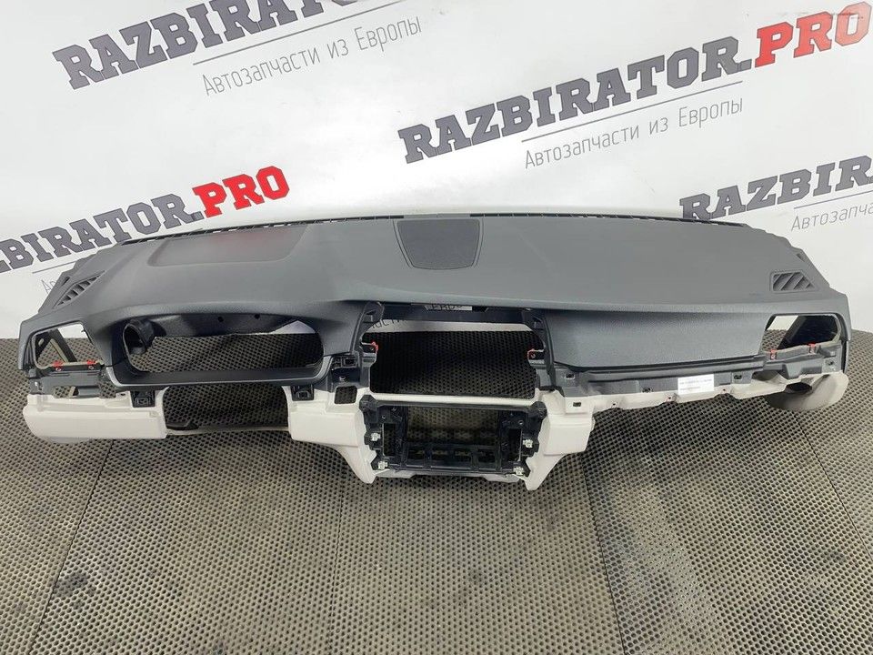 панель передняя салона (торпедо) BMW 5 серия F07/F10/F11 F11 2010, 3.0 л., N57 D30 A, дизель, АКПП, универсал, 51459211244 - фото №1