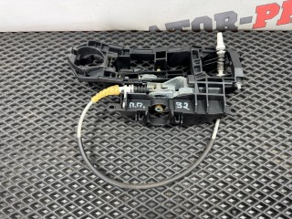 скелет ручки двери передней правой BMW 5 серия F07/F10/F11 F11 2010, 3.0 л., N57 D30 A, дизель, АКПП, универсал, 51217175650