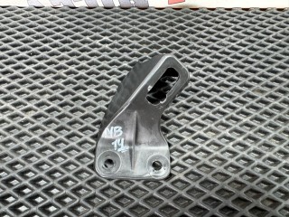 кронштейн (крепление) Mercedes-Benz C-Класс W203/S203/CL203 CL203.747 2001, 2.3 л., M 111.981, бензин, АКПП, 345, купе, задний привод, A2039200262