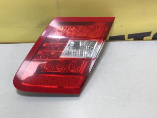 фонарь крышки багажника правый Mercedes-Benz E-Класс W212/S212/C207/A207 W212 2009, 2.1 л., OM 651.924, дизель, 6МКПП, 040, седан, задний привод, правый руль, A2128200864, 2128200864