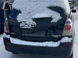 Toyota Corolla Verso 2 поколение AR10