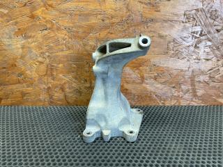 кронштейн двигателя Mercedes-Benz E-Класс W211/S211 2005, 3.0 л., M 272.944, бензин, АКПП, универсал, A2722232404