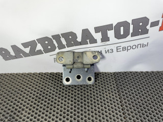 петля крышки багажника Volvo XC90 1 поколение 2006, 2.4 л., D 5244 T, дизель, АКПП, 455 titanium grey pearl, внедорожник 5 дв., правый руль, 30674732