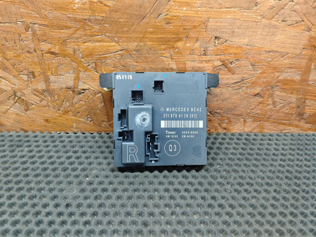 модуль управления двери Mercedes-Benz E-Класс W211/S211 2005, 3.0 л., M 272.944, бензин, АКПП, универсал - фото №1