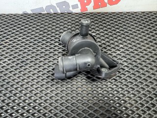 фланец (тройник) системы охлаждения Volkswagen Sharan 2 поколение 2011, 2.0 л., CFFB, дизель, 6МКПП, 2t, минивэн, передний привод, правый руль, 03L121111