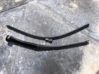 щеткодержатель (поводок стеклоочистителя, дворник) Land Rover Range Rover 3 поколение 2002, 2.9 л., M 57 D 30, дизель, АКПП, внедорожник 5 дв., DKB000190PMD
