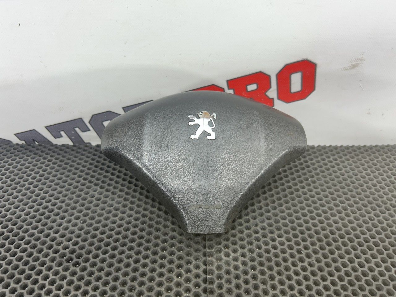 подушка безопасности Peugeot 307 1 поколение (2001 - 2005), 4112HW - фото №1