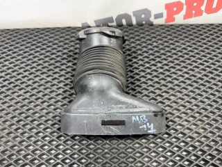 воздуховод (дефлектор) радиатора Mercedes-Benz C-Класс W203/S203/CL203 CL203.747 2001, 2.3 л., M 111.981, бензин, АКПП, 345, купе, задний привод, A2035280207