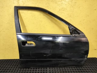 дверь передняя правая Citroen Xantia 1 поколение (1992 - 1998)