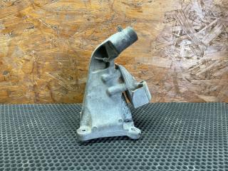 кронштейн двигателя Mercedes-Benz E-Класс W211/S211 2005, 3.0 л., M 272.944, бензин, АКПП, универсал, 2722232304