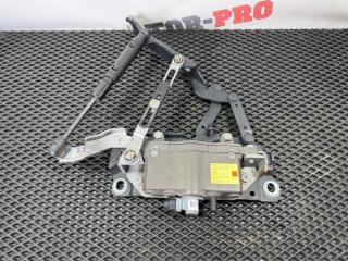 петля капота правая BMW 5 серия F07/F10/F11 F11 2010, 3.0 л., N57 D30 A, дизель, АКПП, универсал