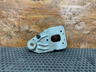 кронштейн (крепление) Audi A6 4F/C6 2004, 3.2 л., AUK, бензин, АКПП, седан, 3390312078