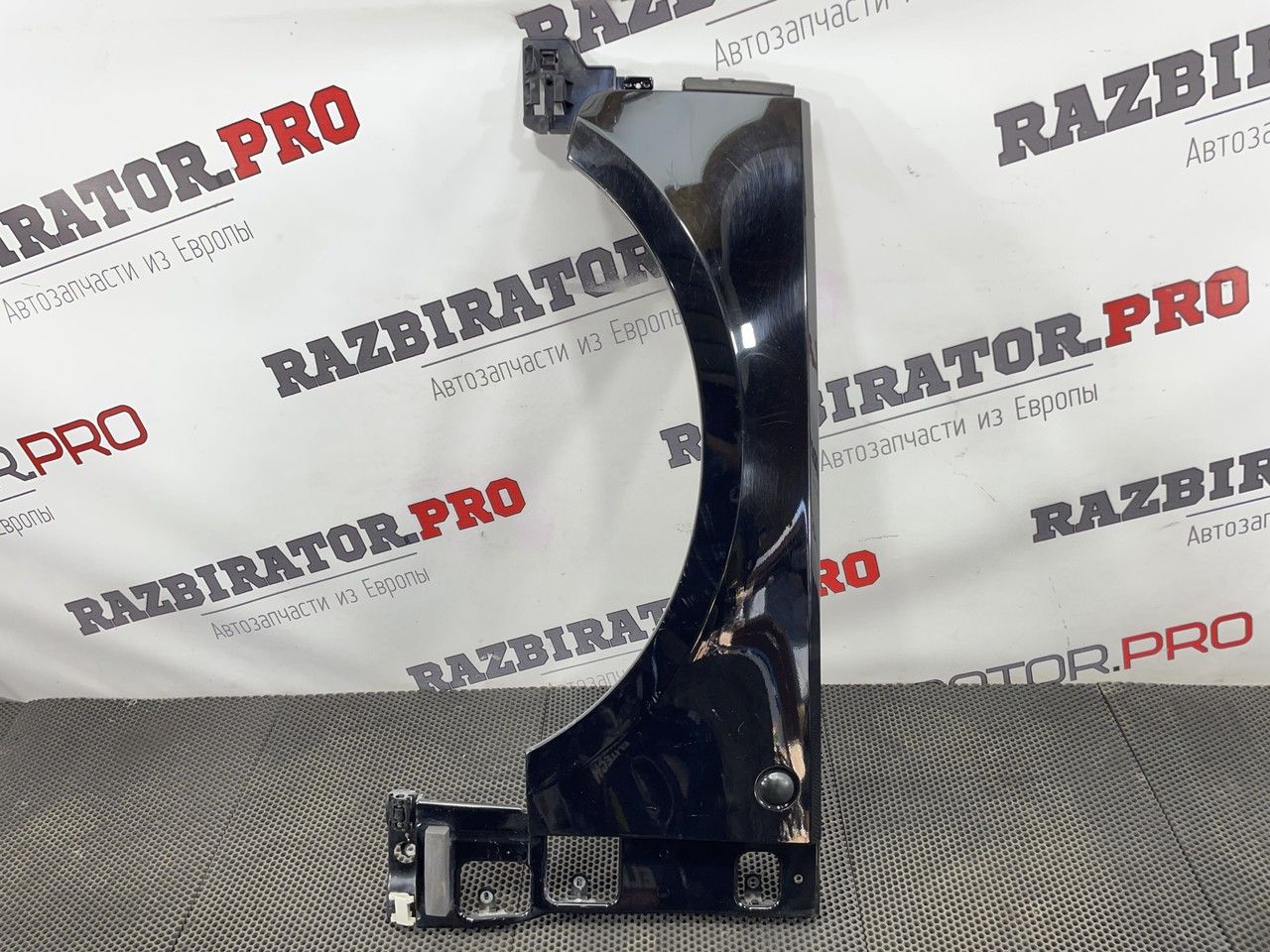 крыло переднее левое Land Rover Range Rover 3 поколение 2002, 2.9 л., M 57 D 30, дизель, АКПП, внедорожник 5 дв., ASB760030 - фото №1