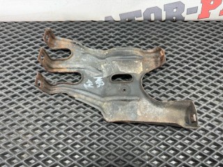 кронштейн переднего бампера Mercedes-Benz C-Класс W203/S203/CL203 CL203.747 2001, 2.3 л., M 111.981, бензин, АКПП, 345, купе, задний привод, A2036200985
