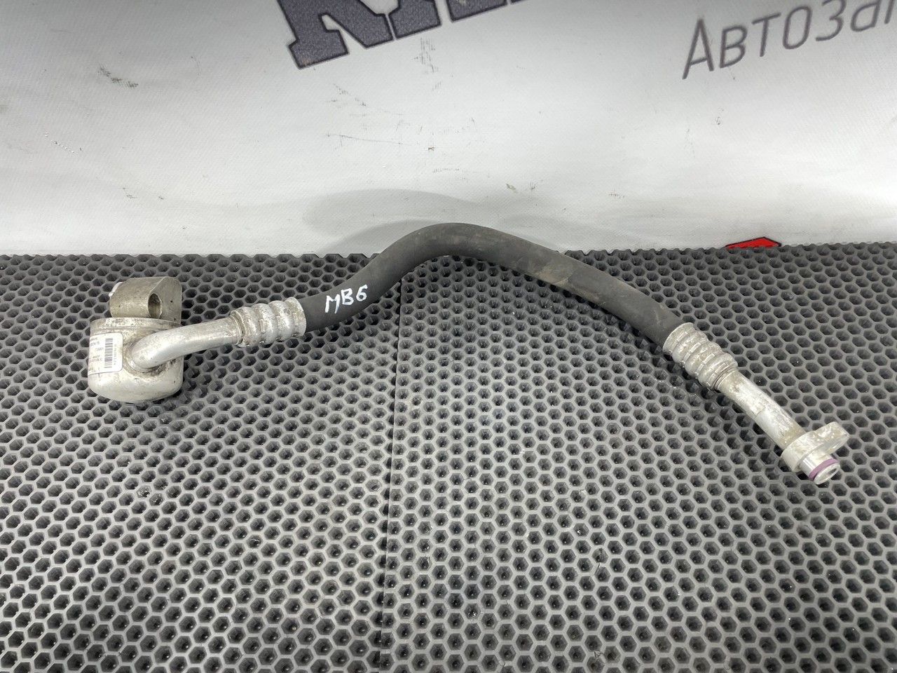 трубка кондиционера Mercedes-Benz E-Класс W212/S212/C207/A207 W212 2009, 2.1 л., OM 651.924, дизель, 6МКПП, 040, седан, задний привод, правый руль, A2128305415 - фото №1