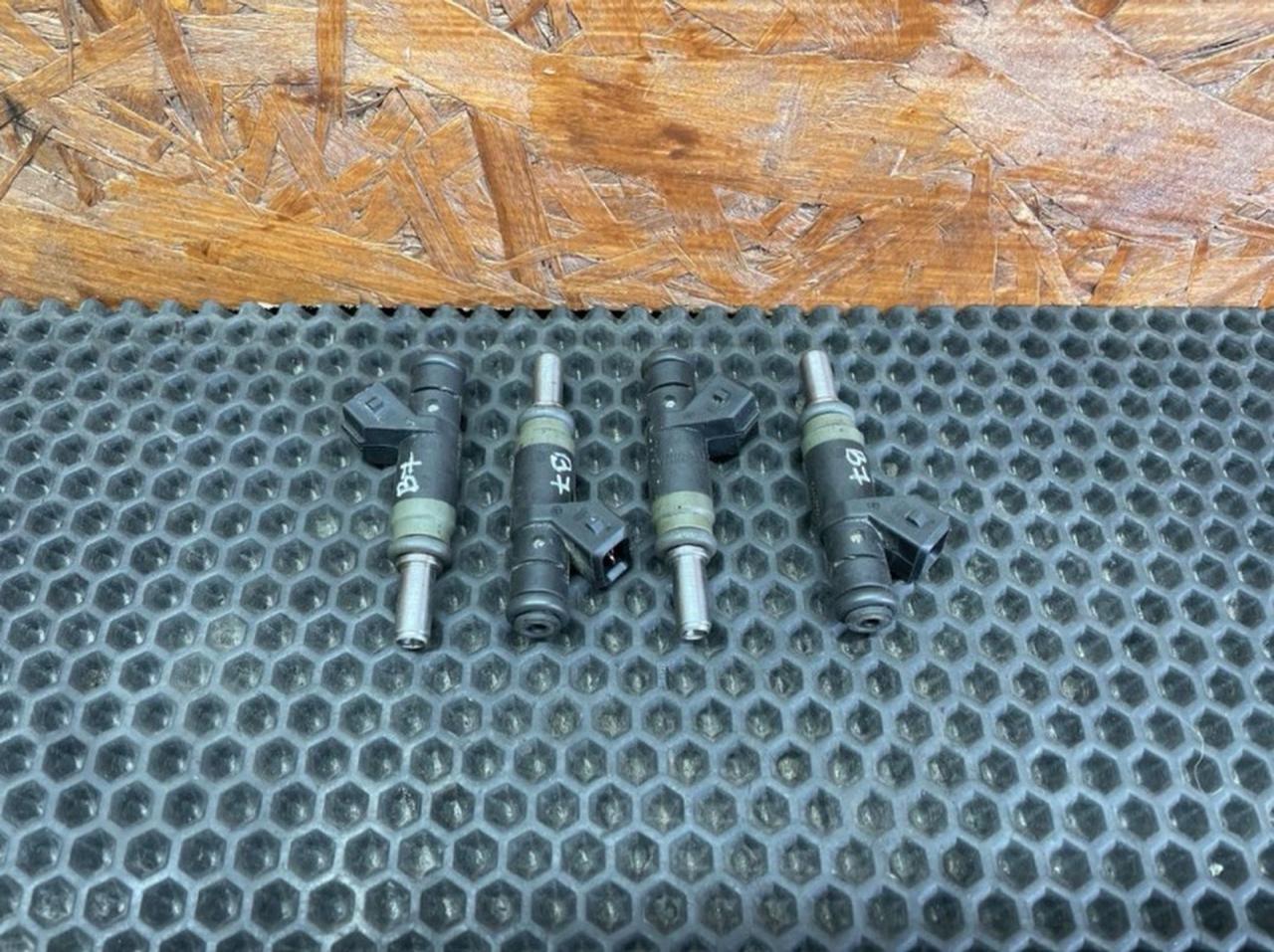 форсунка BMW 3 серия E90/E91/E92/E93 2006, 2.0 л., N46 B20 B, бензин, МКПП, седан, 13537506158, 7506158 - фото №1