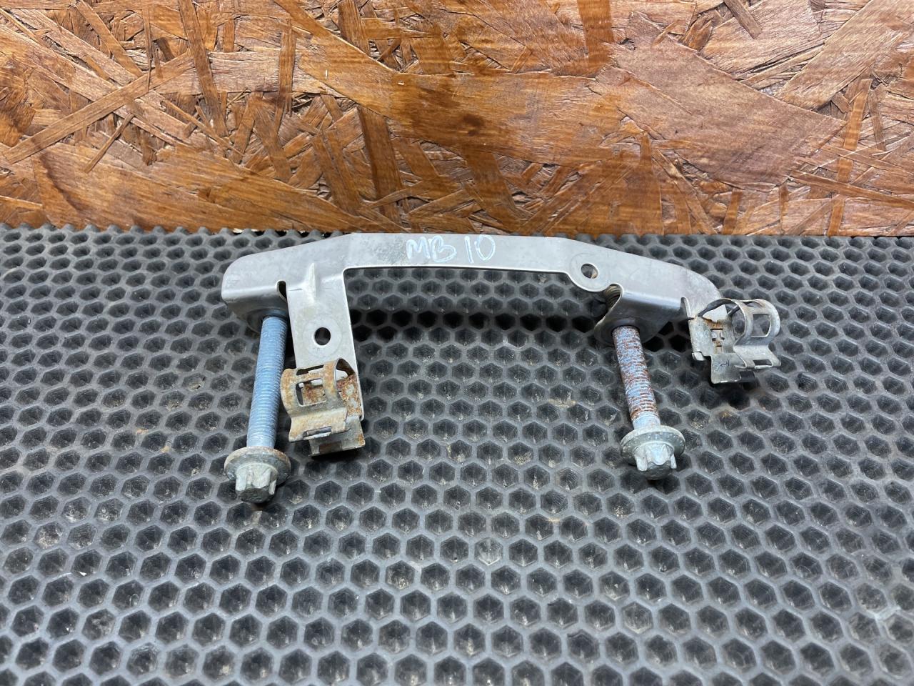 крепление проводки Mercedes-Benz E-Класс W211/S211 2005, 3.0 л., M 272.944, бензин, АКПП, универсал - фото №1