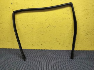Уплотнитель стекла Mercedes-Benz E-Класс W210/S210 [рестайлинг] W210 1999, 2.0 л., M 111.942, бензин, АКПП, седан, задний привод, правый руль