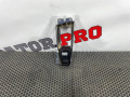 кнопка ручного тормоза (ручника) BMW 5 серия F07/F10/F11 F11 2010, 3.0 л., N57 D30 A, дизель, АКПП, универсал, 921759401 - фото №6