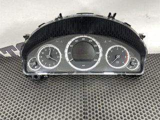 щиток приборов (приборная панель) Mercedes-Benz E-Класс W212/S212/C207/A207 W212 2009, 2.1 л., OM 651.924, дизель, 6МКПП, 040, седан, задний привод, правый руль, A2129005203