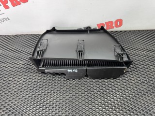 корпус салонного фильтра Mercedes-Benz C-Класс W203/S203/CL203 CL203.747 2001, 2.3 л., M 111.981, бензин, АКПП, 345, купе, задний привод, A2038350740