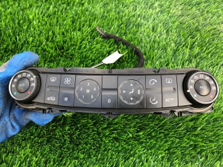 блок управления печки / климат-контроля Mercedes-Benz E-Класс W211/S211 W211 2003, 1.8 л., M 271.941, бензин, АКПП, c185 melanitschwarz, универсал, правый руль, 2118300385, A2118203715