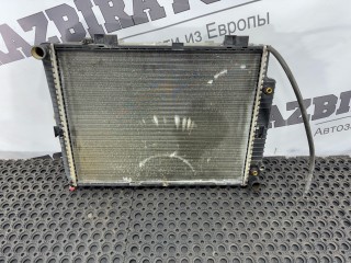 радиатор (основной) Mercedes-Benz E-Класс W210/S210 [рестайлинг] W210 1999, 2.0 л., M 111.942, бензин, АКПП, седан, задний привод, правый руль, A2105003003