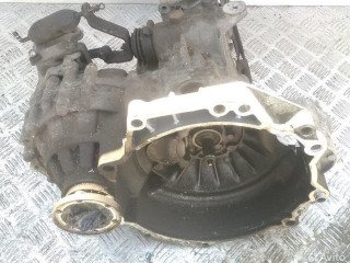 КПП механическая (МКПП) Volkswagen Golf 3 поколение 1996, 1.6 л., бензин