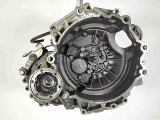 КПП механическая (МКПП) Volkswagen Golf 4 поколение 2002, 1.4 л., бензин