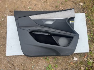 обшивка двери передняя левая Peugeot 5008 2 поколение 2018, 2.0 л., дизель, АКПП, белый, передний привод, 0523338, 1864667X