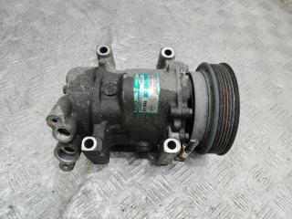 компрессор кондиционера Renault Clio 2 поколение (1998 - 2002), 1.4 л., бензин, 7700273801