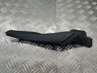 молдинг лобового стекла Renault Megane 3 поколение 2009, 668620007R