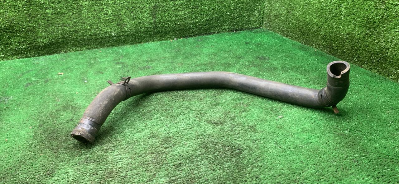 патрубок радиатора Fiat Ulysse 1 поколение 1998, 1.8 л., бензин, МКПП, минивэн - фото №1